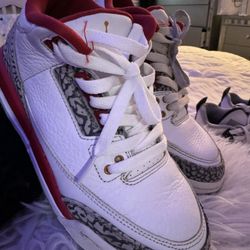 Jordan 3 Cardinal Reds