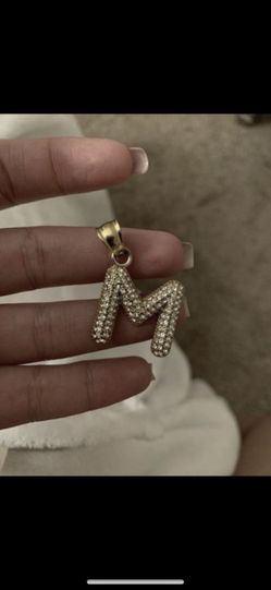 “M” pendant gold plated