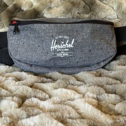 Herschel & Co large sling/fanny pack
