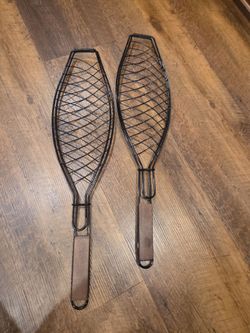 Fish grilling baskets
