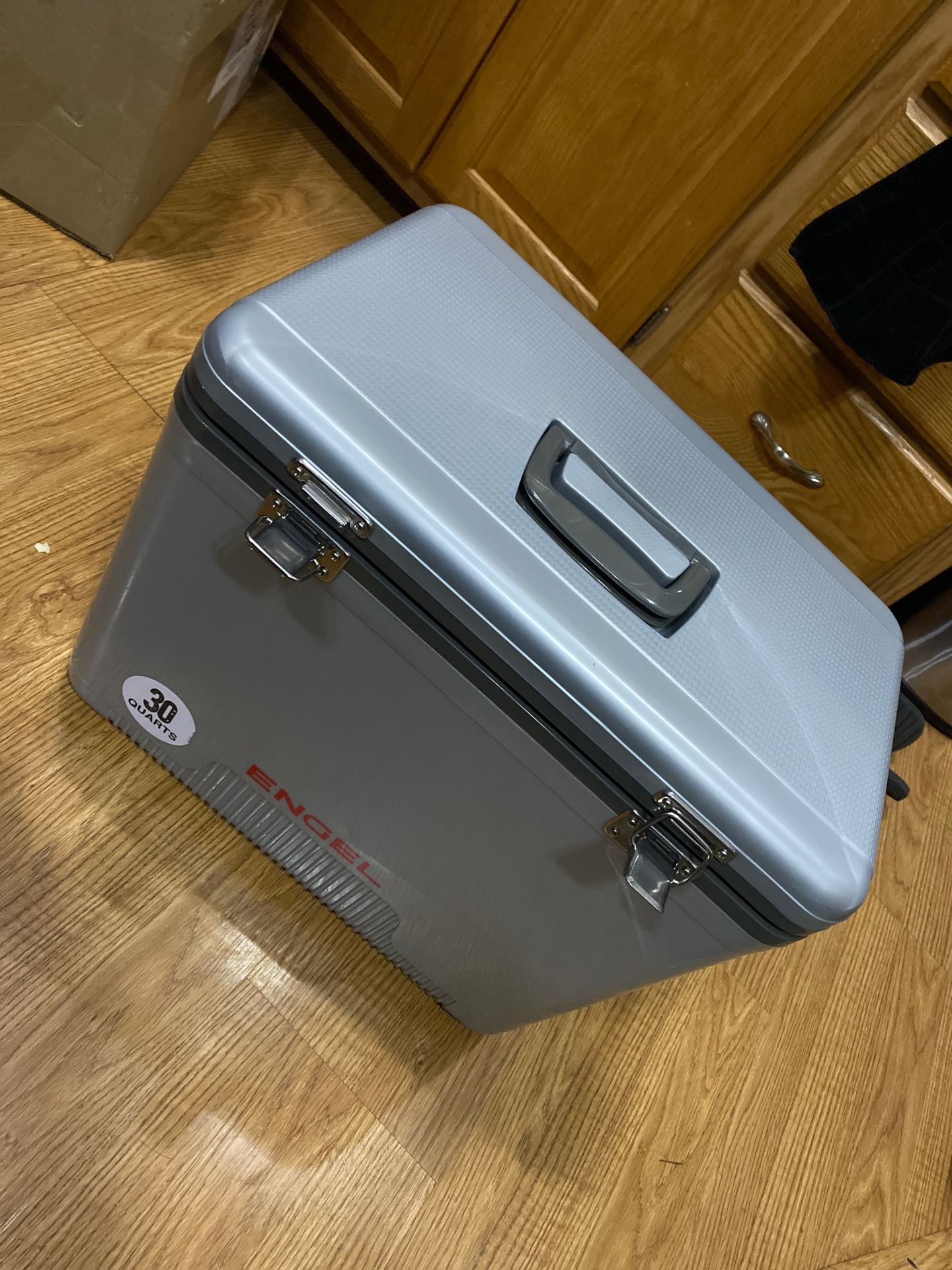 Engel 30 quart dry box cooler