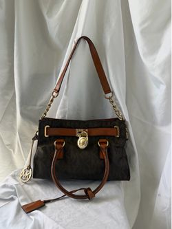 Michael Kors Signature Shoulder Bag