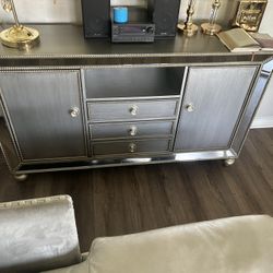 Silver Console/buffet