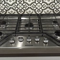 New KitchenAid 36” Wide Gas Stainless Steel Cooktop 
