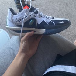 Nike GT Cut 3 Size 11 Worn Once 