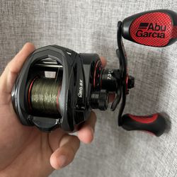 Abu Garcia Revo SX Baitcaster reel for Sale in Glendale, AZ - OfferUp