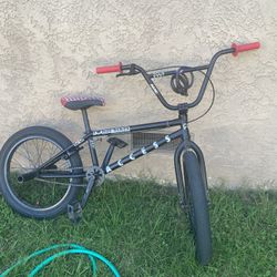 Cult Access Bmx “20inch” Red Ame Grips And Oddesy Brakes 