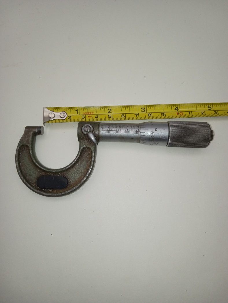 mitutoyo 1" outside micrometer no.103-135