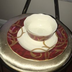 Set of 10 dishes