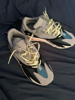 Yeezy 700 wave runner SZ 11.5