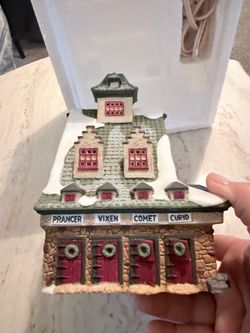 Dept 56 Heritage Village Reindeer Barn 1990 MIB