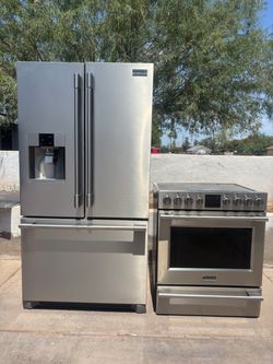 Frigidaire professional, Counter Depth fridge and sliding stove, electric both work perfect and good condition. Free delivery to your garage.