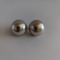 Vintage Pearl Style Earrings Used