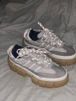 Women’s Adidas IVY PARK Size 6