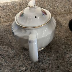 English Tea Pot