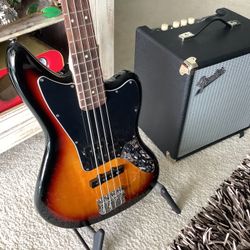Squier Bass Vintage Modified Jaguar