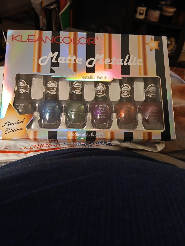 Nail Polishes Or Hand Confetti Location 12.00Each