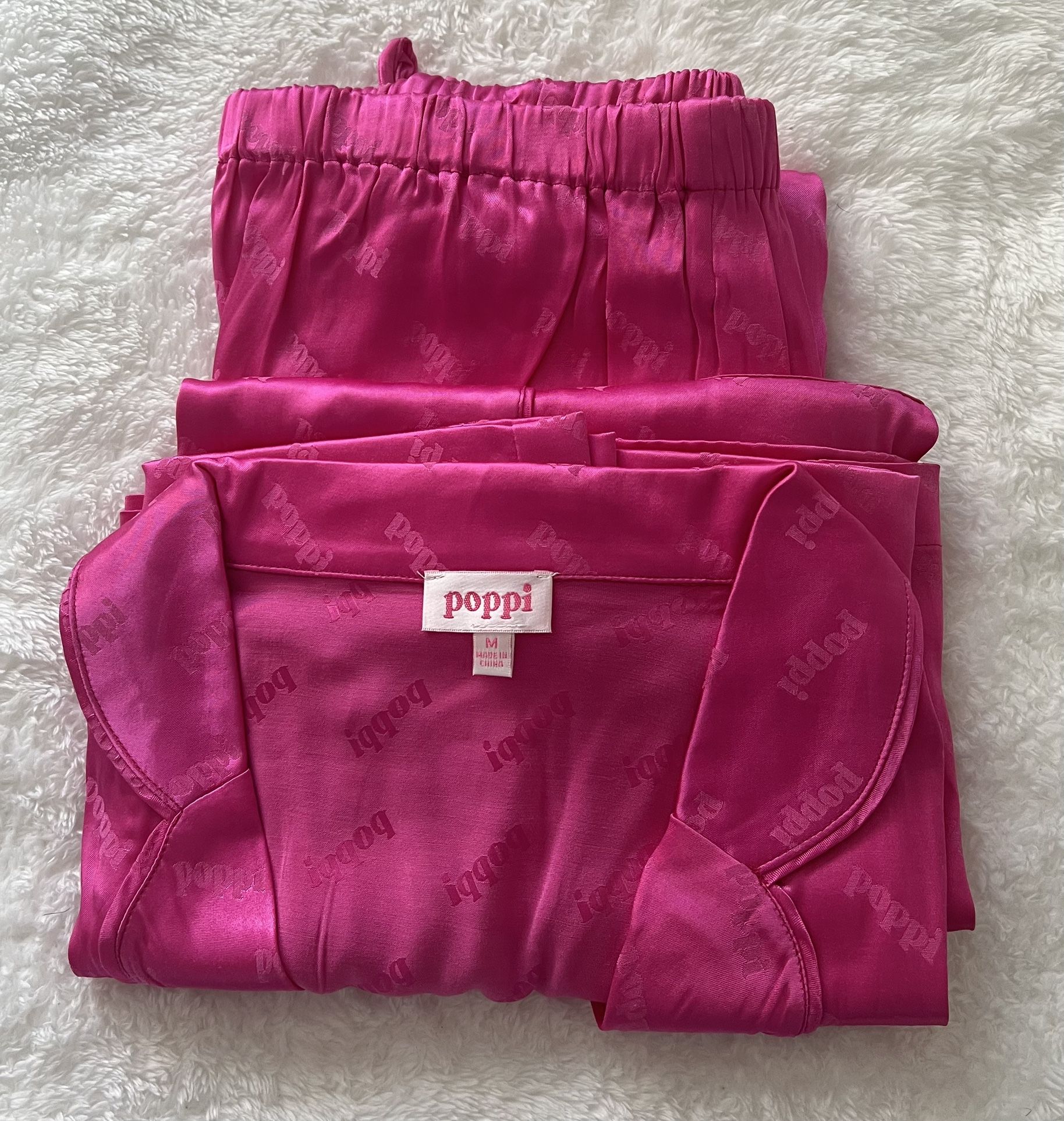 Poppi Pink Logo Printed Satin Pajama Set. This limited-edition M