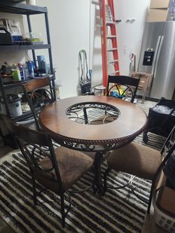 Dinning table
