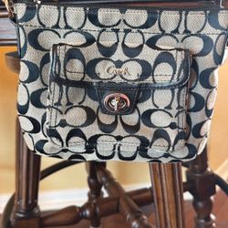 Coach Signature C Pattern Crossbody