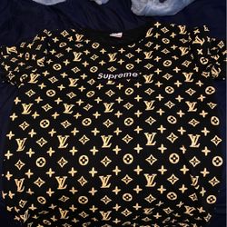 Louis Vuitton / Supreme Dice for Sale in Manchester, CT - OfferUp