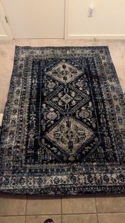 Navy Vintage Oriental Area Rug 5'3" x 7'3" - Barely Used