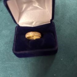21K Gold Stamped With A Cubic Argon Weight 2.6 Asking 500