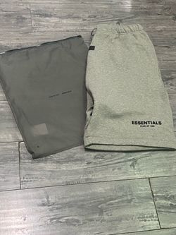 Dark oat essentials shorts L,Xl