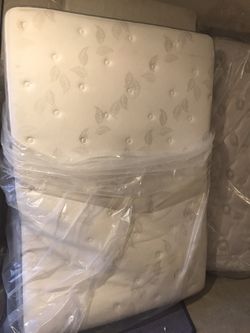 King $220, queen$200 , full$170, twins $120,beds, box spring included