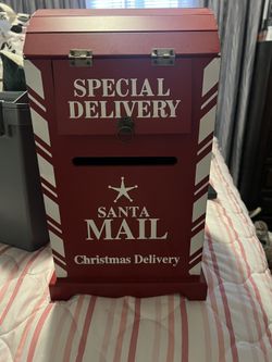 Candy Cane Mailbox