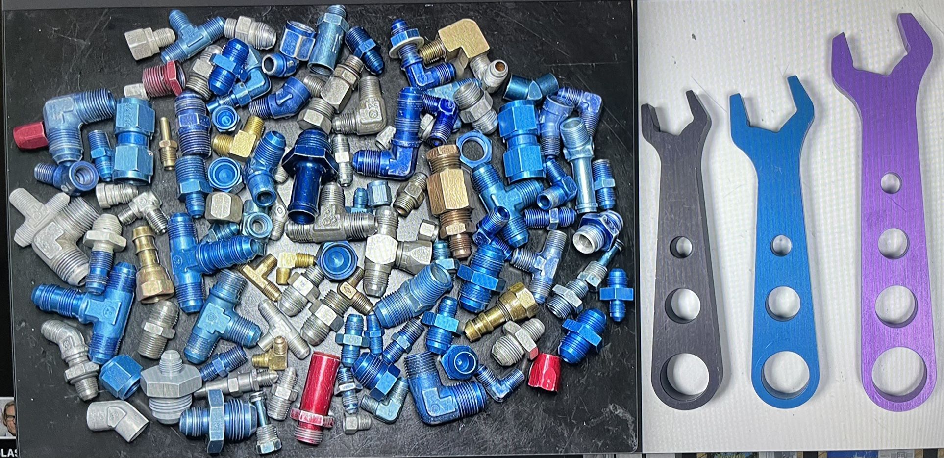 Large Lot of AN Fittings Tube Fittings Adapters Connectors Plugs plus 3 Wrenches