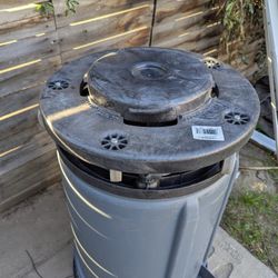 Trash Cans Wheels /Llantas Para Bote De Basura 