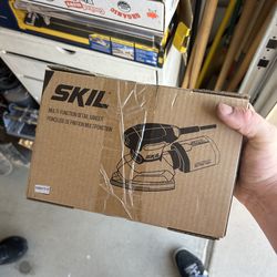 Skip multi-function detail sander