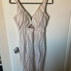 Guess White Embroidered Dress Size 0-2