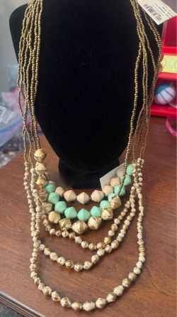 4 piece necklace bundle
