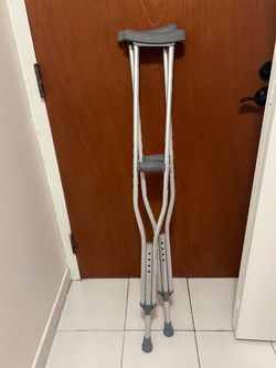 Aluminum crutches