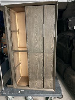 Dresser