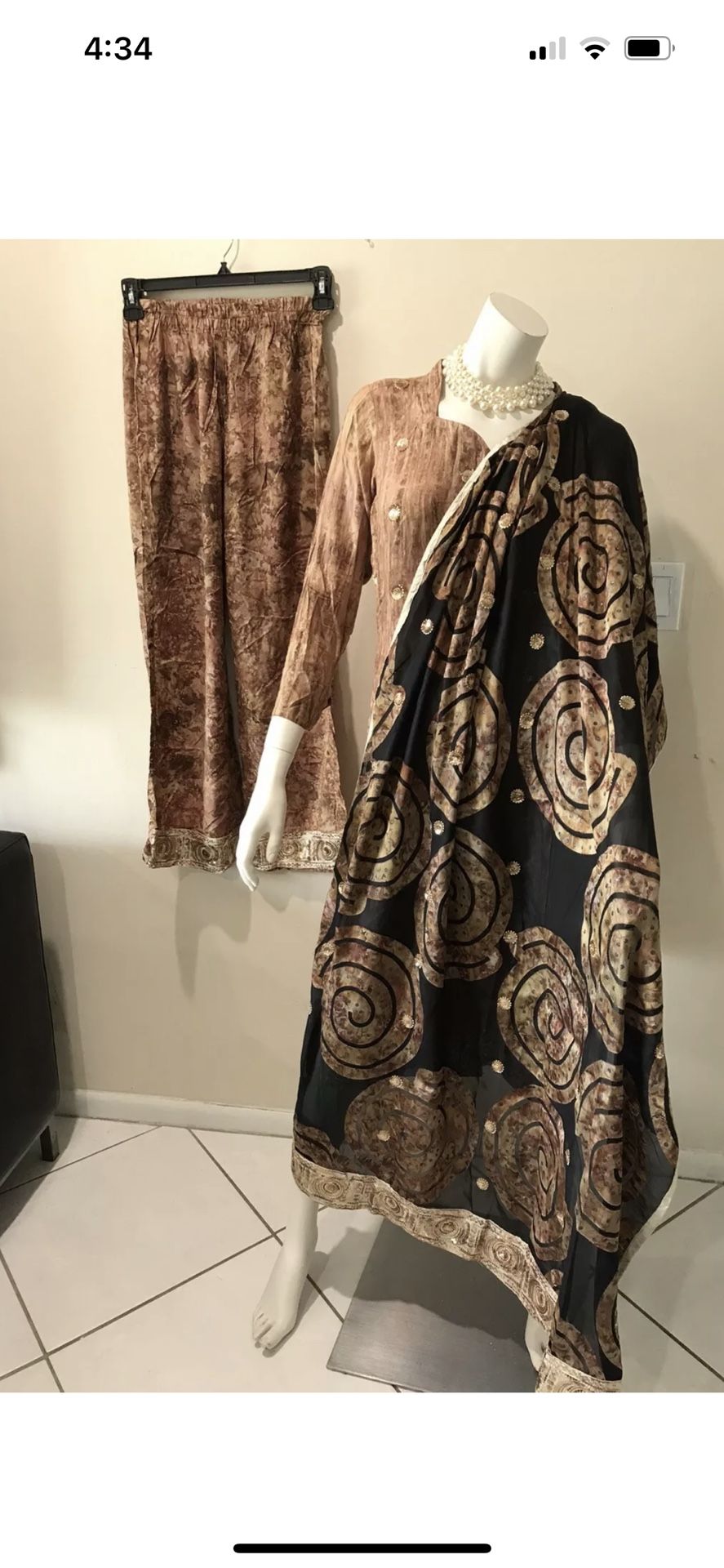 Pakistani/Indian/Bangladeshi shalwar kameez dress with dupatta/shawl/Medium