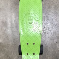 Madd Dog Shortboard Skateboard Penny Style