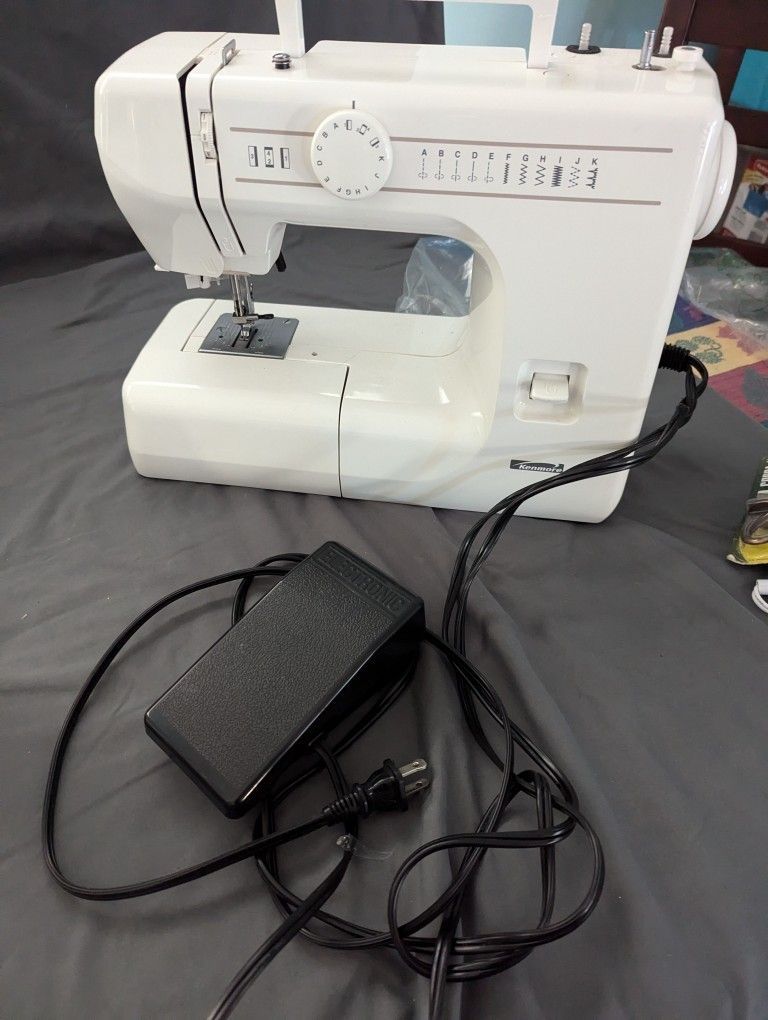 Kenmore Sewing Machine Model 385 With Foot Pedal