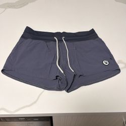 Vuori Women’s Short Size S