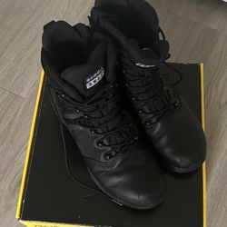 Size 11 Work boots Never Used