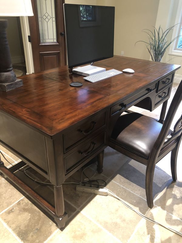 Bernhardt Cherry Vintage Patina Desk W Chair For Sale In Corona