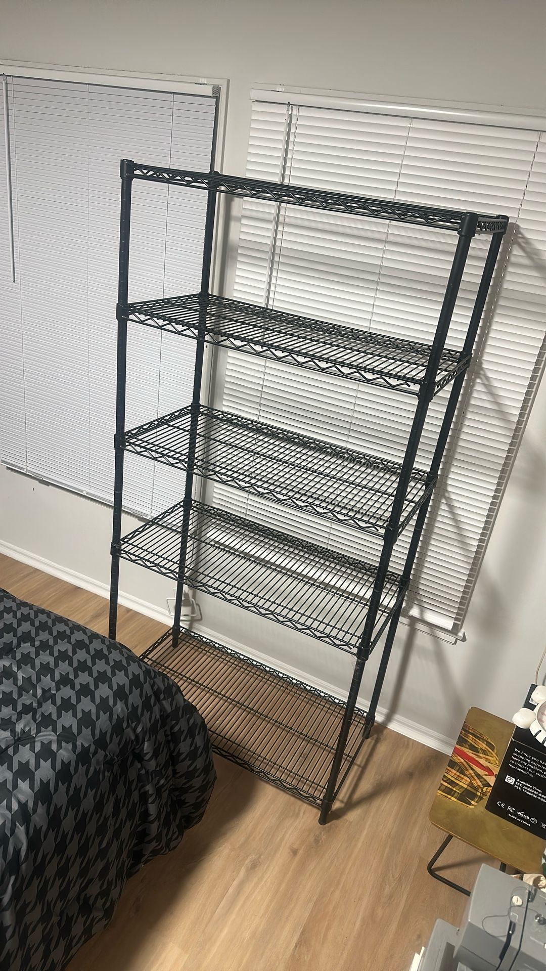 HEAVY DUTY BLACK SHELVING 18 Inch D Ft H