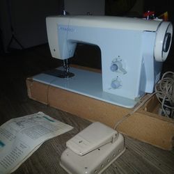 Sewing Machine Vintage 