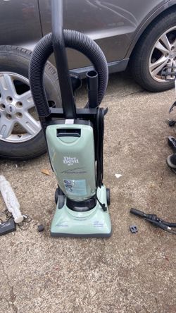 Dirt Devil vacuum come w 3. Bags. Pick up. E.  Side Tacoma