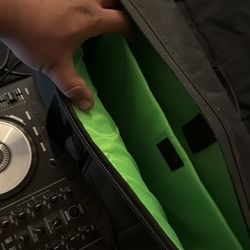 Pioneer SB2 with Stand And Travel Bag