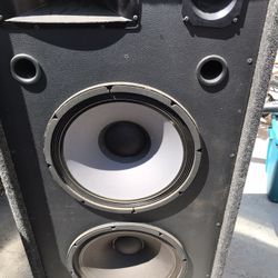 DJ Speakers