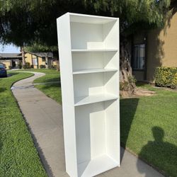 Bookshelf 
