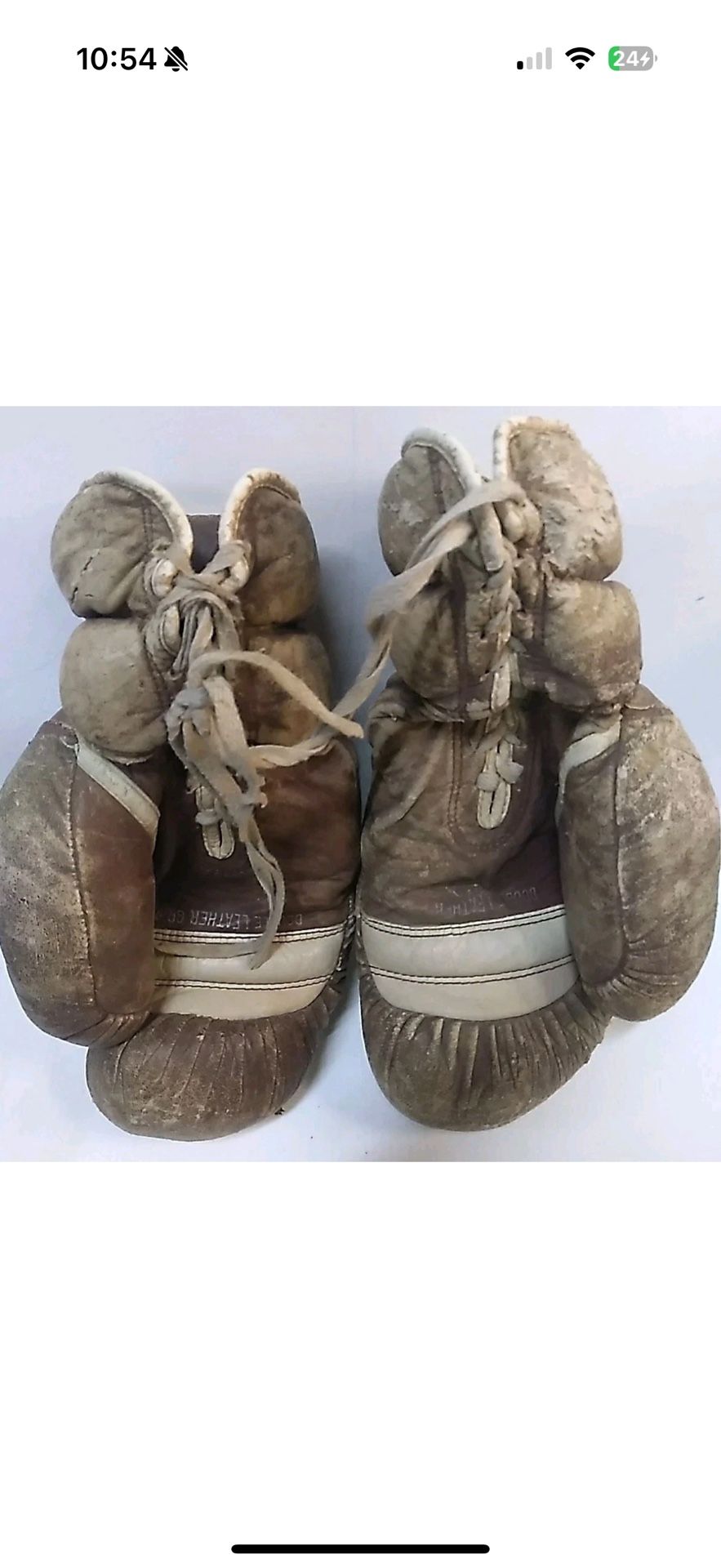 Vintage Leather Boxing Gloves 1940s–50s Lace-Up Training Sparring Gloves – Brown